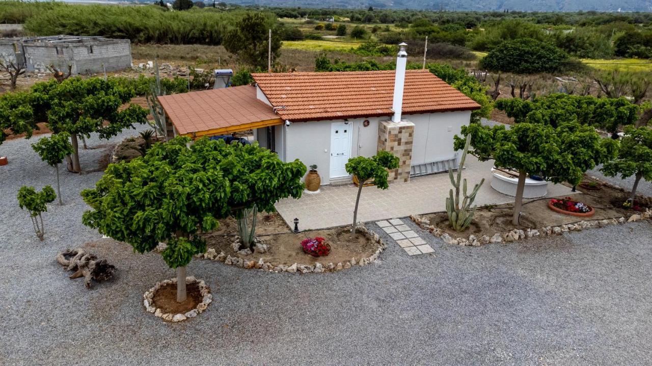 G & M House Holiday home Haraki
